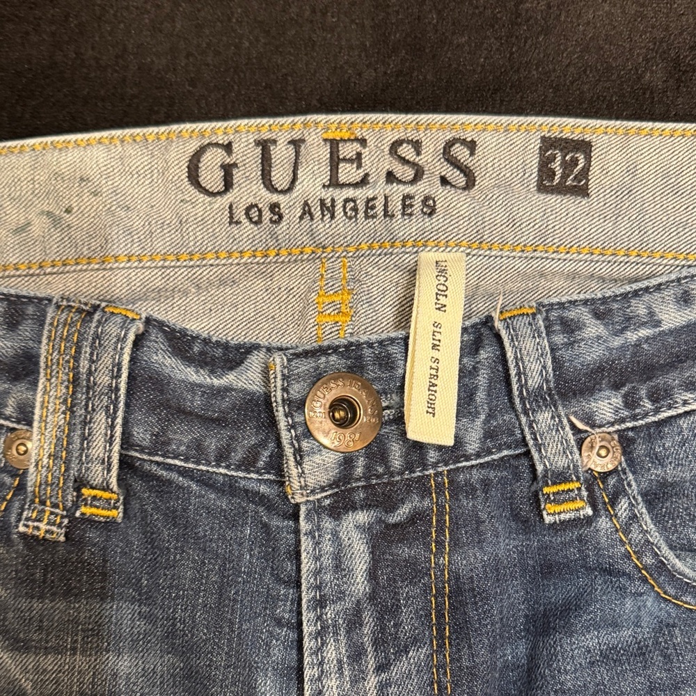 Vintage GUESS Men's Distressed Denim Jeans - Picture 2 of 13